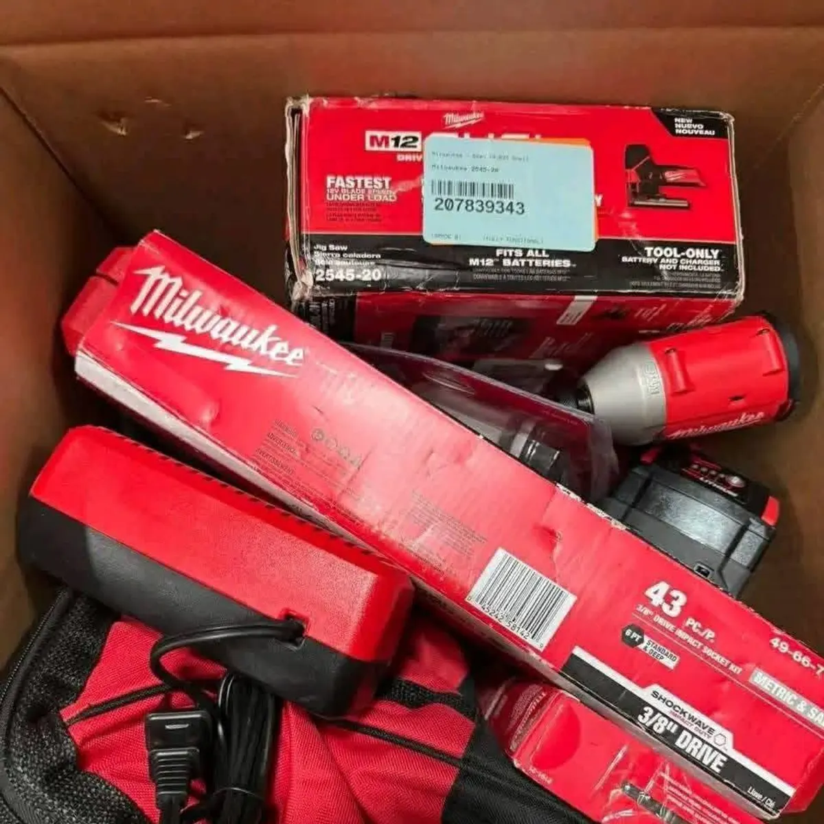 Tools & Hardware